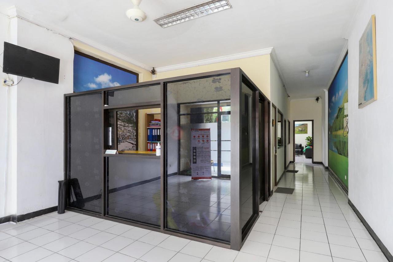 Готель Good Sleep Balikpapan Mitra Reddoorz Екстер'єр фото