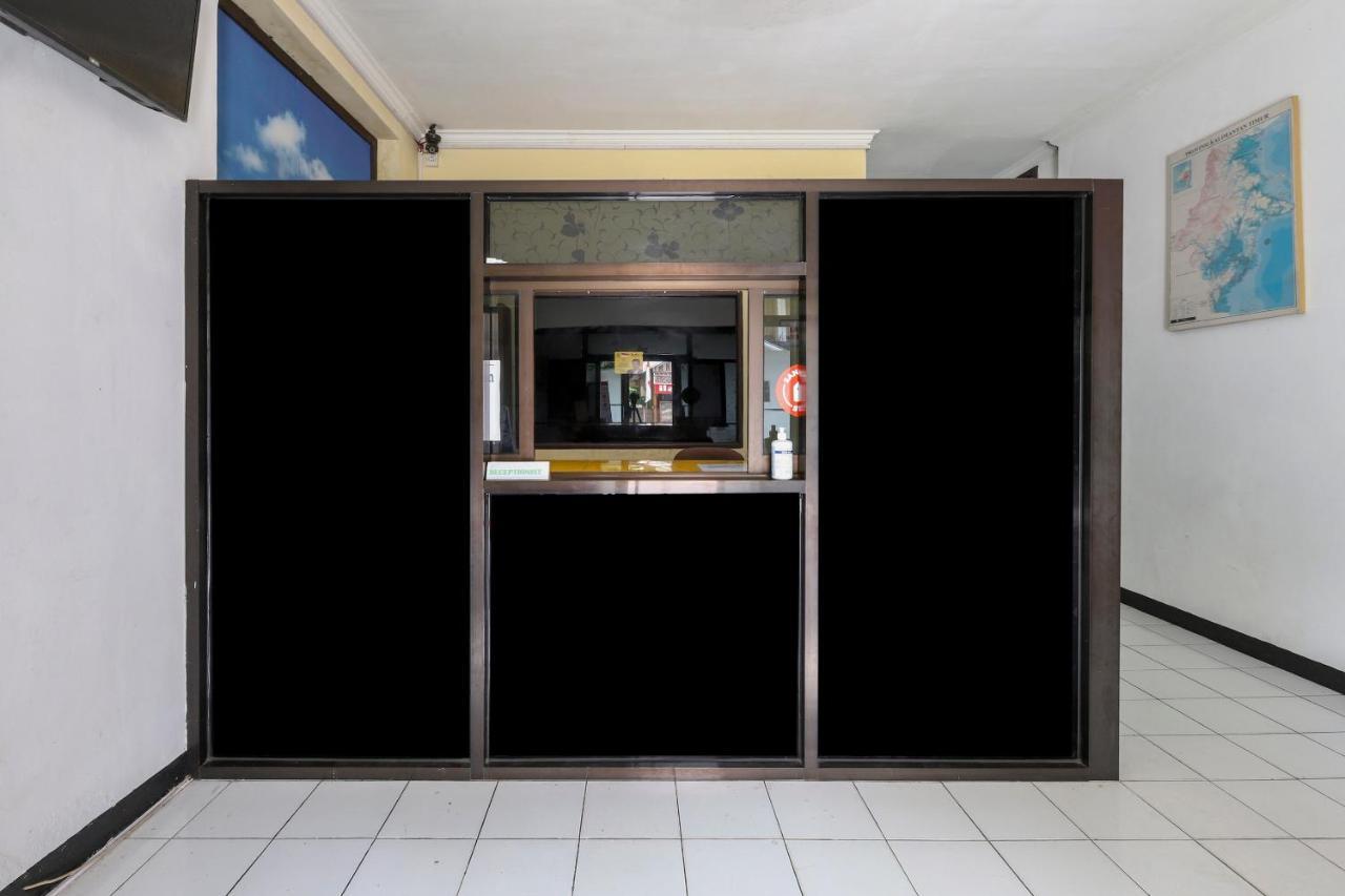 Готель Good Sleep Balikpapan Mitra Reddoorz Екстер'єр фото