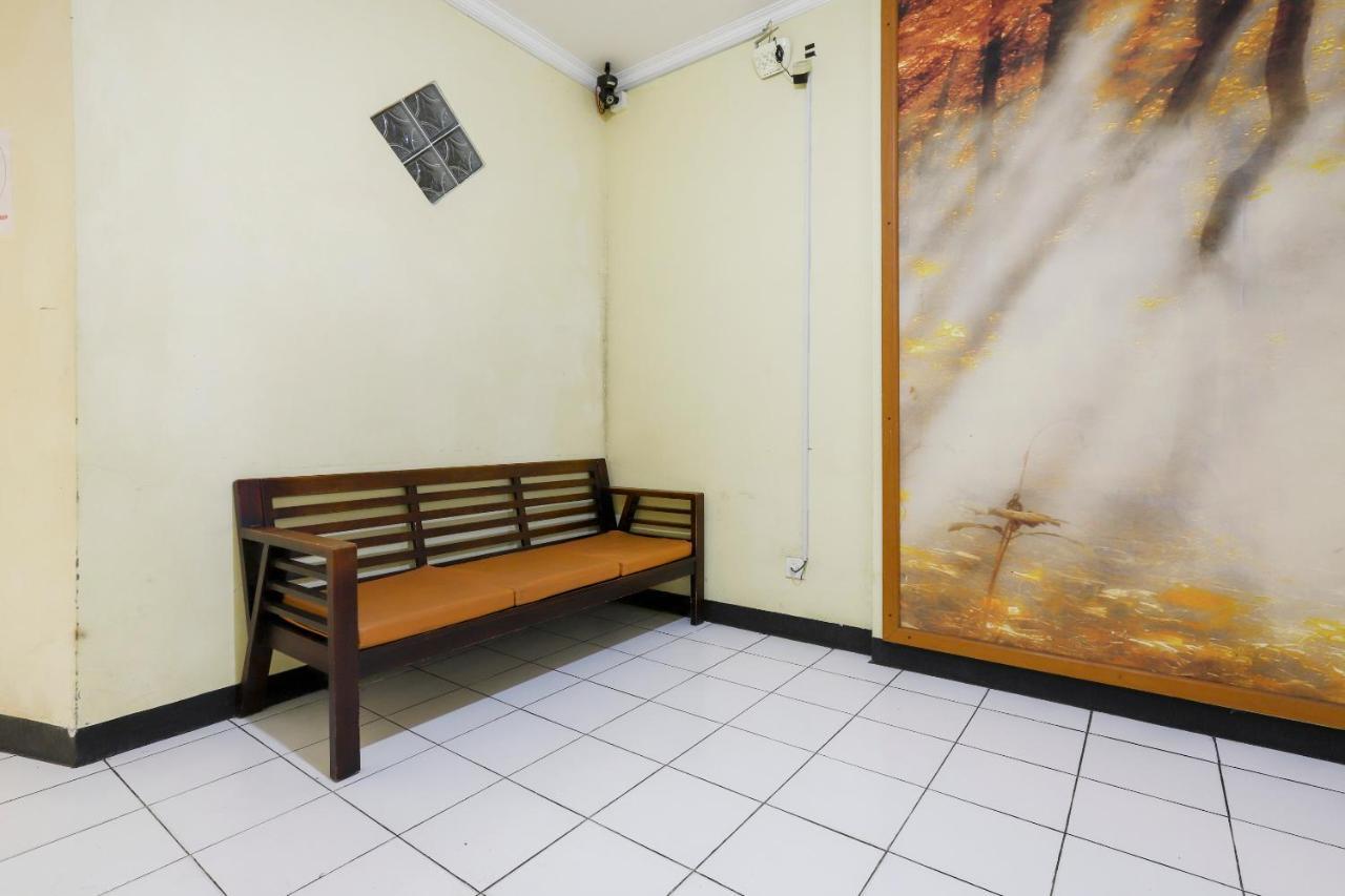 Готель Good Sleep Balikpapan Mitra Reddoorz Екстер'єр фото